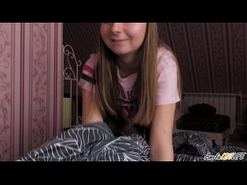 ❤️ בלאָנדי סאַקס די BFF ס דיפּלי און באַקומען קום אין איר מויל סעקס ווידעא ביי yi.pornoxlxx.ru